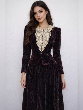 Jessica McClintock Vintage Velvet Skirt Suit Jacket Skirt Set 2 Piece